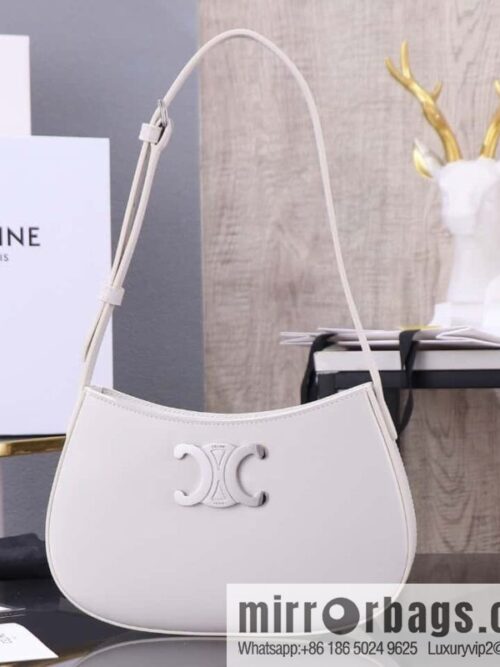 wsxc1725291894297_0-800x800z2fpdqgc3qb165582_20250705183410.jpg CELIN_E 2024 | TILLY medium shiny cow leather handbag The latest armpit bag number: 115703BF4.38NO