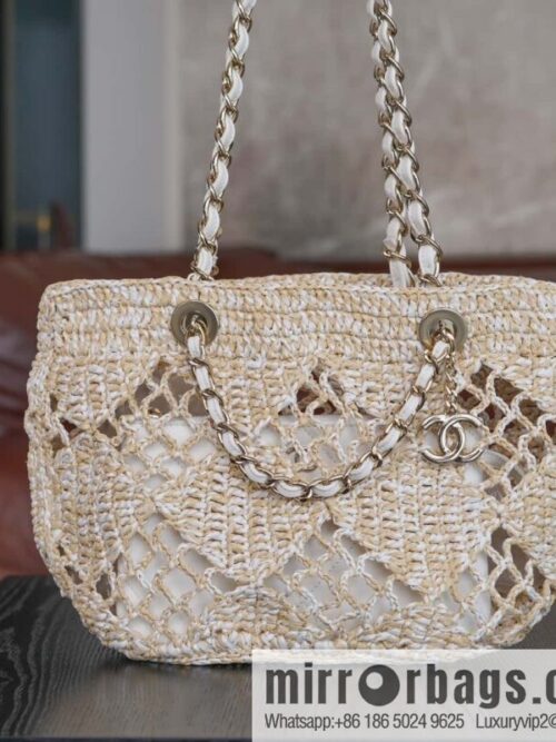 wsxc1725549324100_0-800x8000djw5acbwhm164553_20250705180419.jpg 𝐂𝐡𝐚𝐧𝐞𝐥 𝟮𝟰 CoCo Beach Straw Shopping Bag 🛍️ S