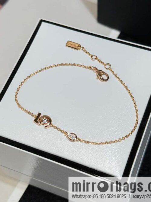 wsxc1727279716114_0-800x800ejyaeue0zsi51913_20250630003659.jpg ❗️New ❗️☀️ New ☑️ Chanel COCO series 5 character bracelet ☀️