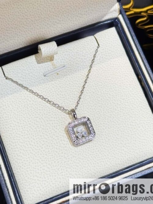 wsxc1727597373726_0-800x800bxhks2rqalt51574_20250630003352.jpg ❗️New ❗️ Chopard square full diamond necklace