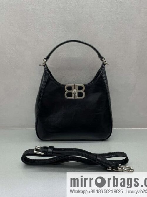 wsxc1734977314174_0-800x80000c4ofv4kdm126800_20250702195435.jpg 🖤Paris Home Hobo Collection ‼️ 24 Year Hobo Bag 801928 Black