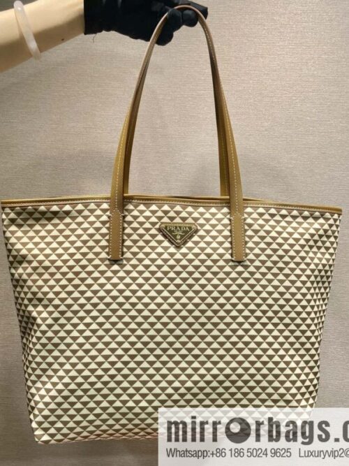 wsxc1739894249237_0-800x8001lhc0sgg4wt104140_20250702055052.jpg PRADA 🎉 new tote bag 🎉 1BD552 new 🎉🎉 apricot