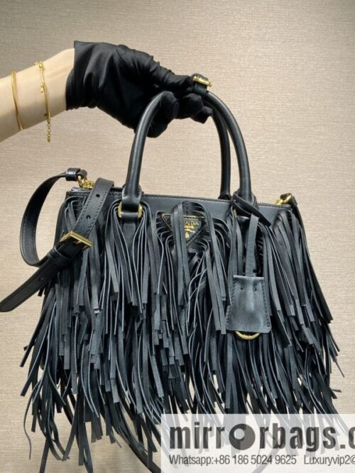 wsxc1751468305652_0-800x800b14cohqantt132916_20250704193211.jpg PRADA 🎉 new tassel bag 🎉 1BA896 calfskin 🎉🎉 black