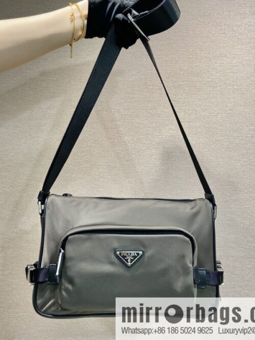 wsxc1751638336269_0-800x8004ur21ebjw3z132382_20250704191403.jpg PRADA 🎉 new messenger bag 🎉🎉 2VH192 small 🎉🎉 grey